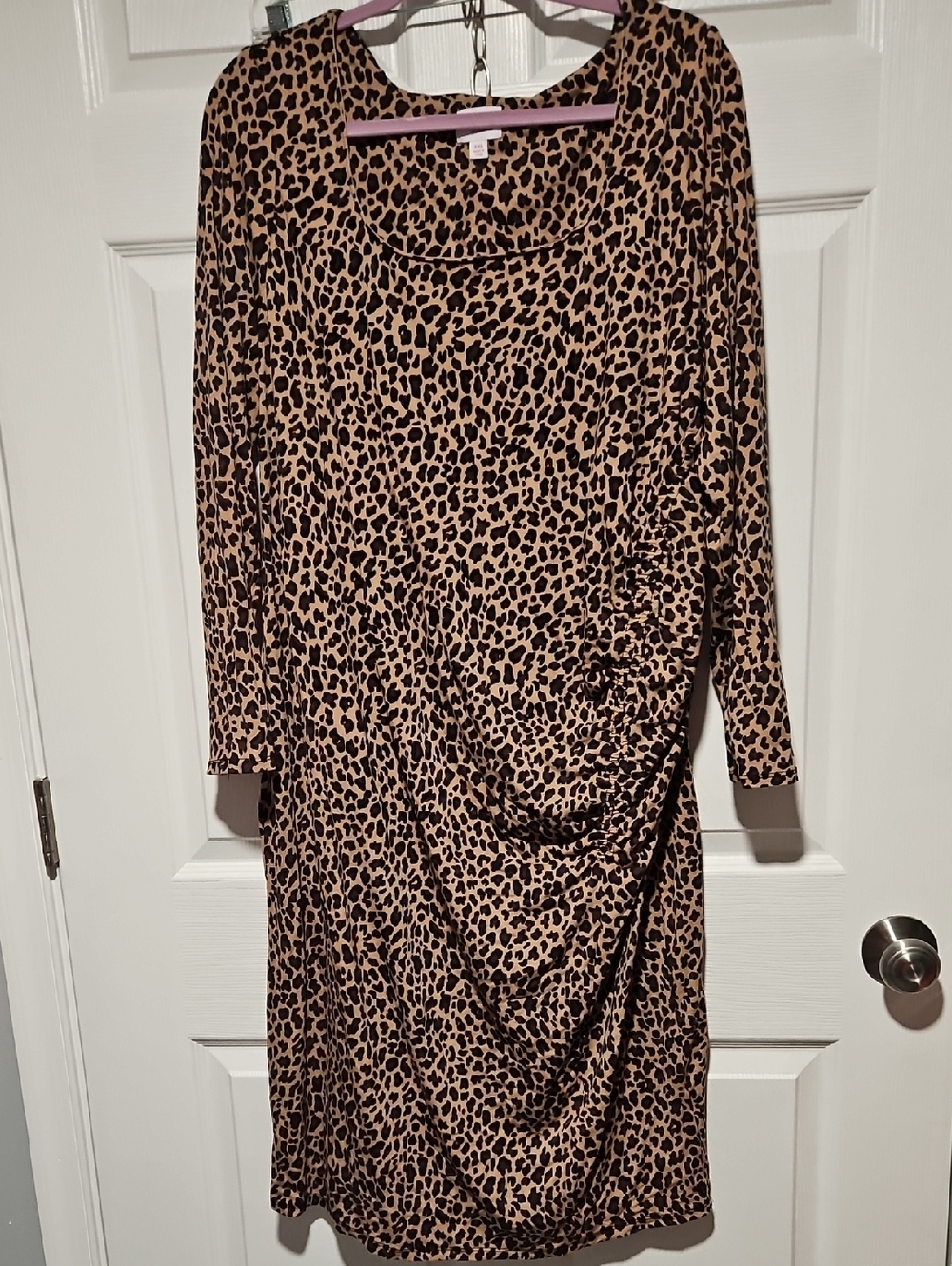 Ingrid & Isabel Leopard Print Long Sleeve Scoop Neck Dress - Tan & Black